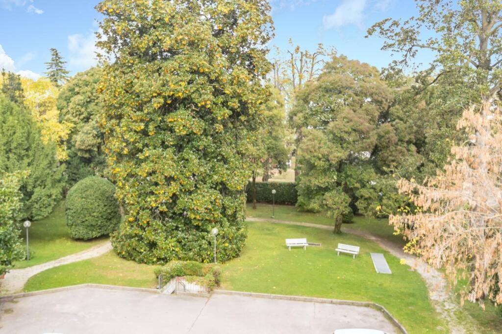 Dadahome Elegante Appartamento Vicino Al Centro Treviso Exterior photo